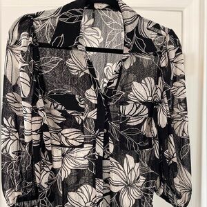 MIA Black and White Floral Blouse